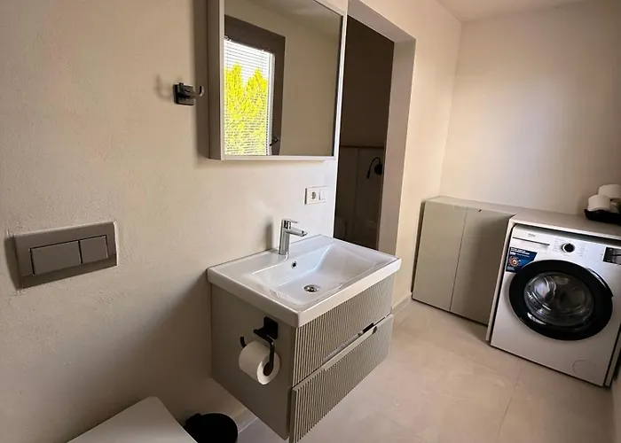 Mara Bahce Alacati *